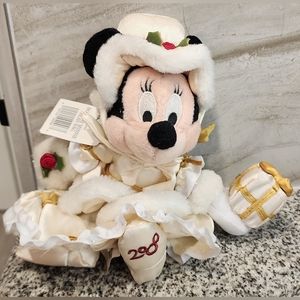NWT Disney Parks Authentic 12" Holiday Minnie Mouse Vintage Bean Bag Plush 2000